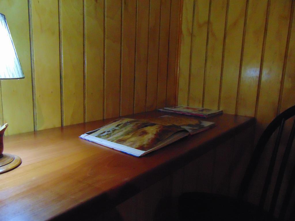 Cafe & Hostal Acurruka Curacautín Eksteriør bilde